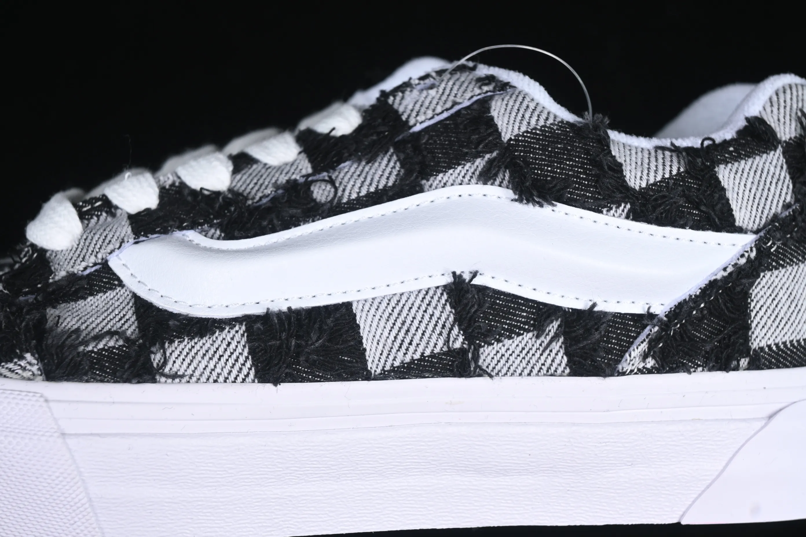 All categories Vans Vans series Vans Low Vans low-top Vans Knu Skool checkerboard washed denim low-top casual sneakers VN000CS0239